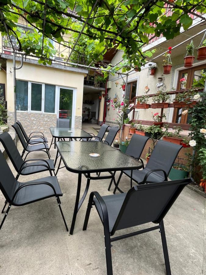 Casa Dina Hotell Băile Herculane Exteriör bild